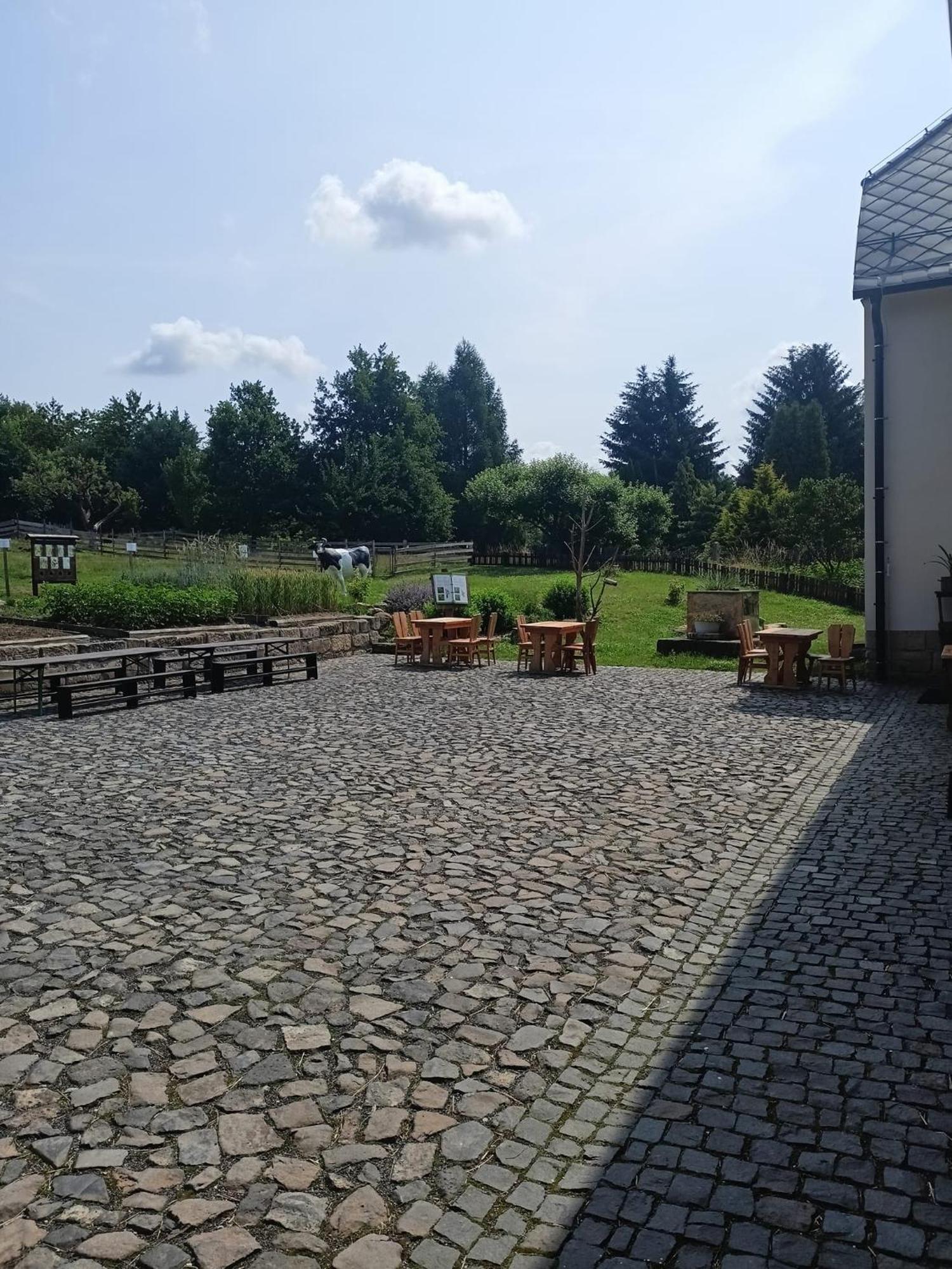 Apartmany Vcelin Brniste Zewnętrze zdjęcie