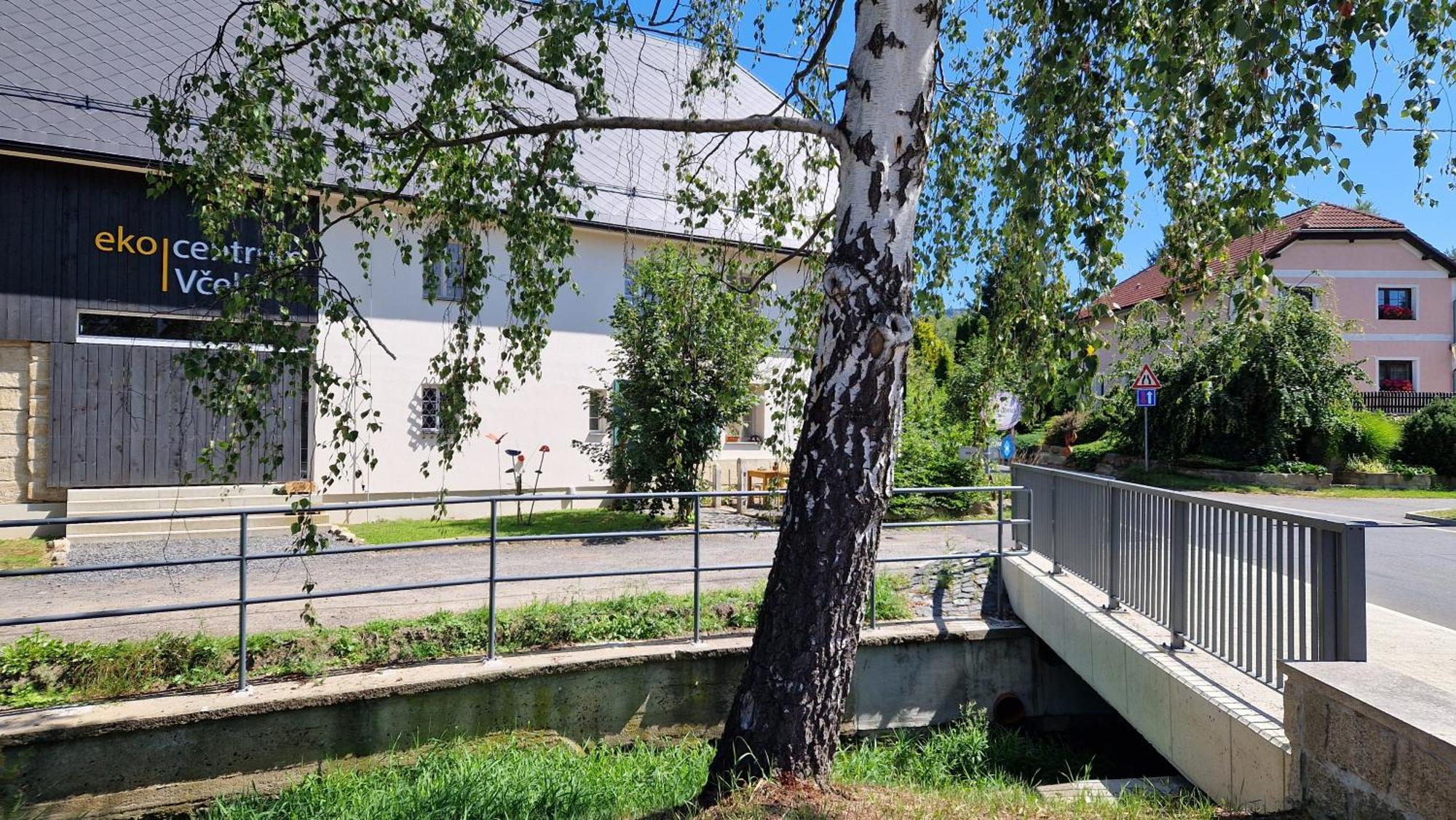 Apartmany Vcelin Brniste Zewnętrze zdjęcie